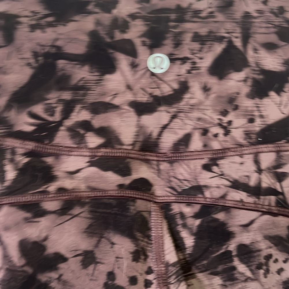 Lululemon leggings size 10